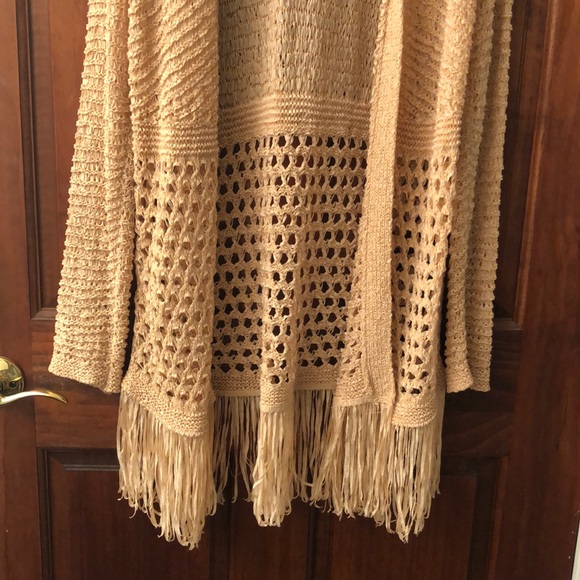 Shawl - Picture 2 of 3